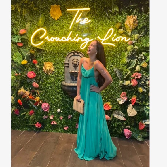 Green Pleated Maxi Dress Open Back Flowy Skirt Tie Straps - Picture 16 of 16